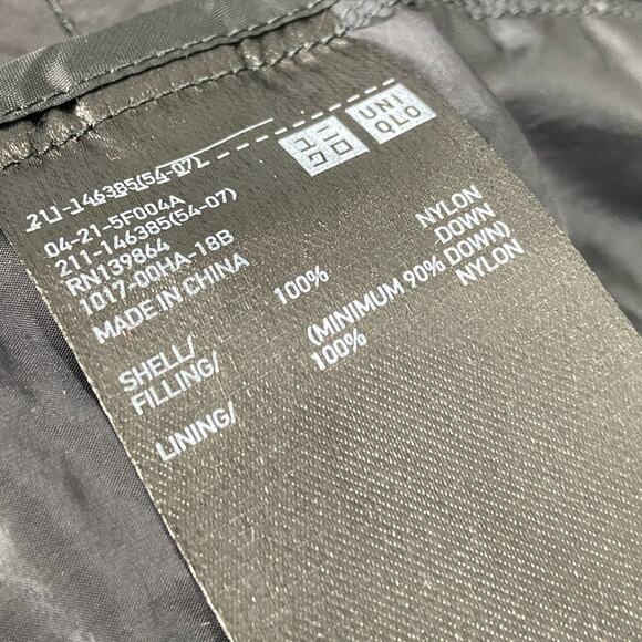 Uniqlo Down Packable Ultra Lightweight  Black Vest Women's  Size XS - Picture 7 of 7